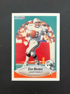 Dan Marino 1990 Fleer Football Card - Teal & Orange